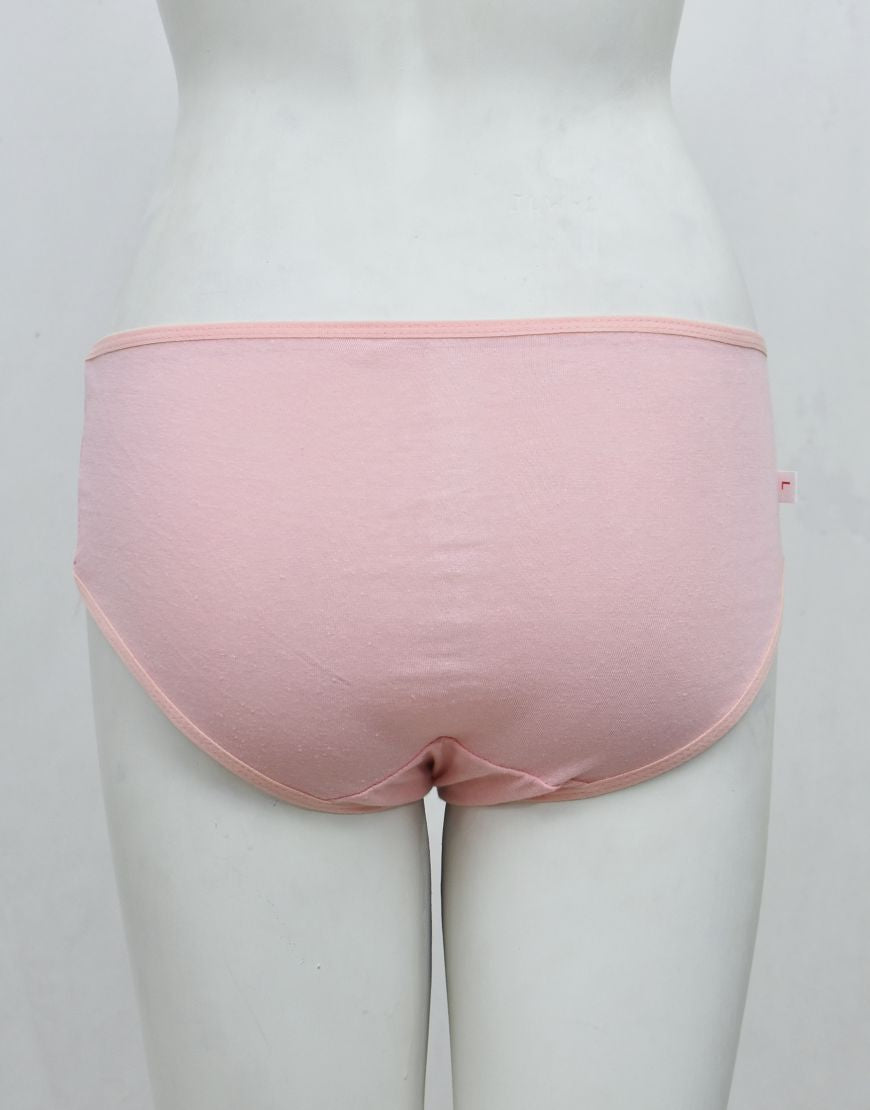 Sizes: M, L, XL.