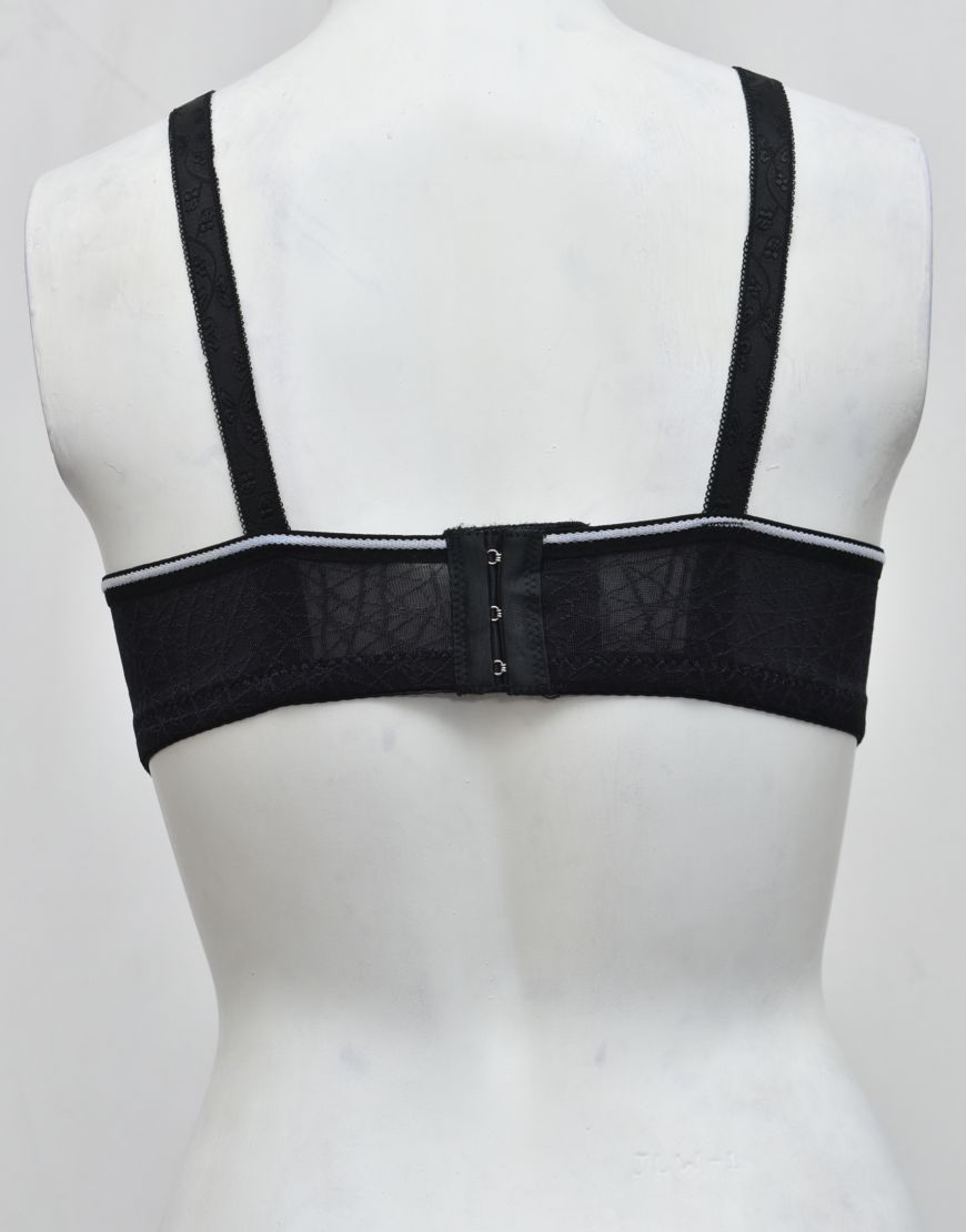 Entrapment Thin Padded Bra