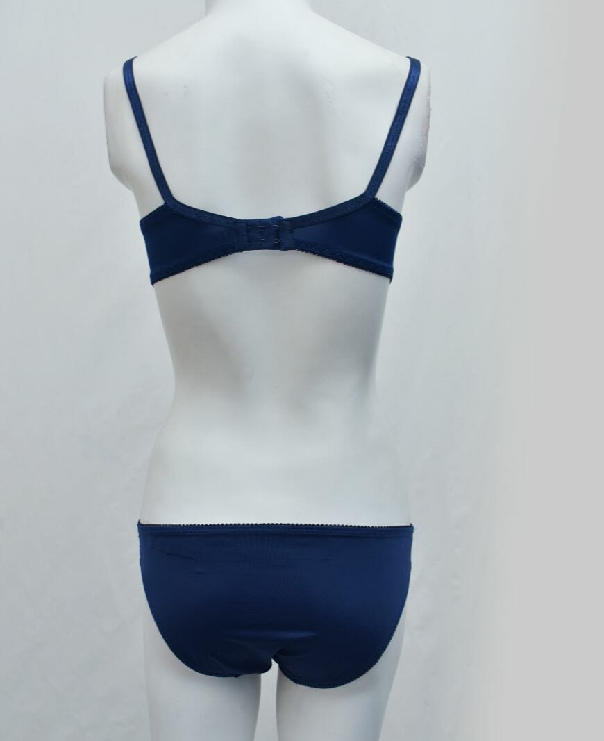 Laika Christina Set