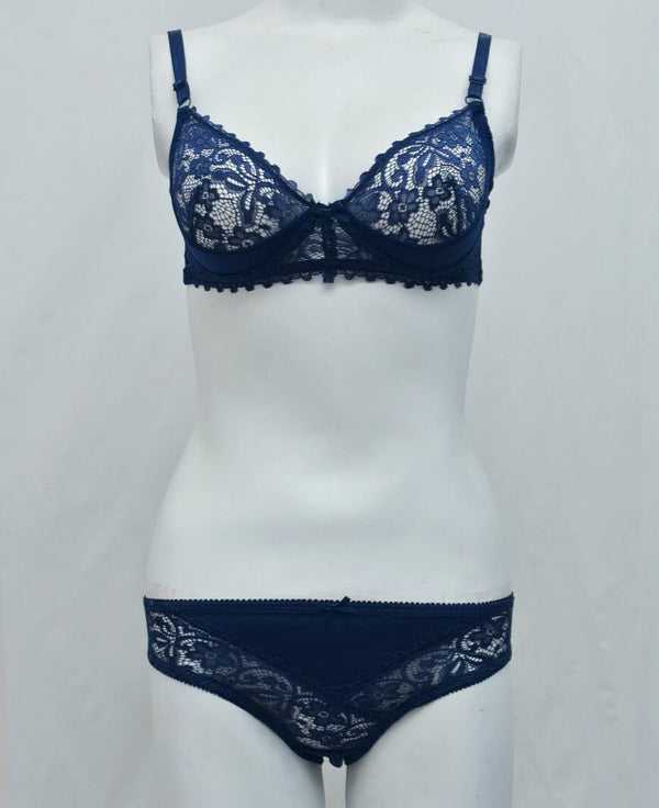 Laika Christina Set